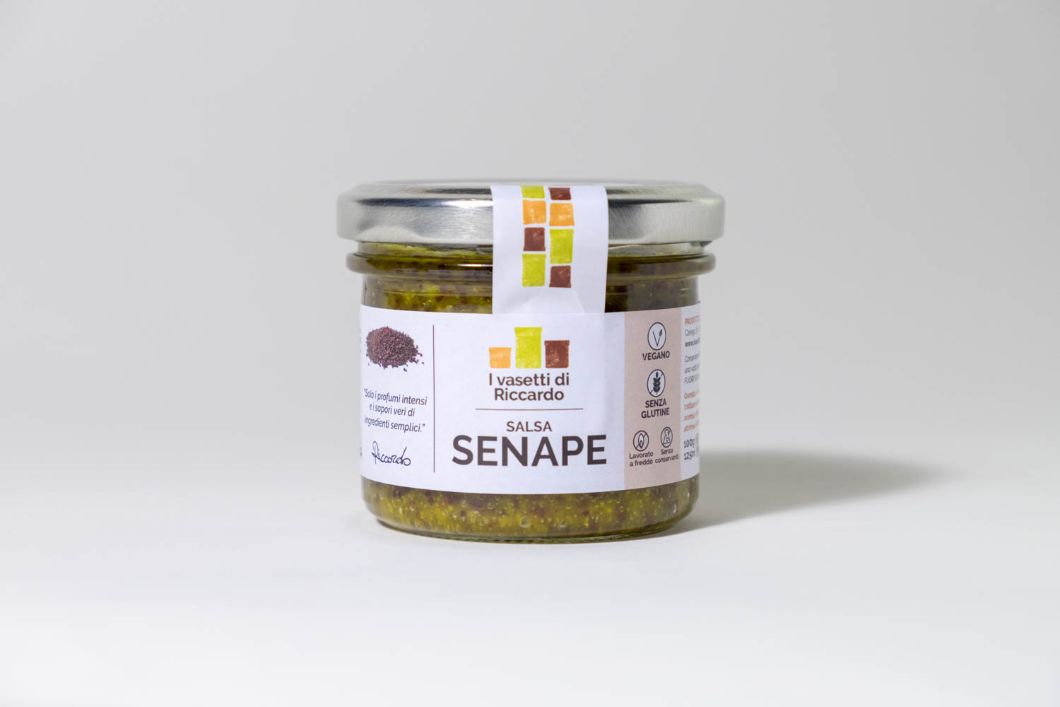 Immagine che presenta un vasetto di salsa alla senape.